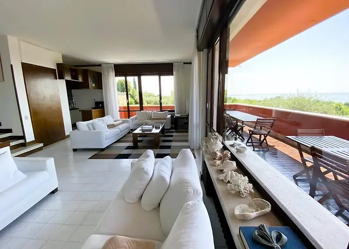 Villa Settanta Garda Heated Pool