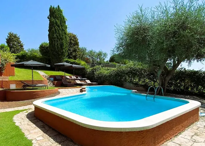 Вилла Settanta Garda Heated Pool *