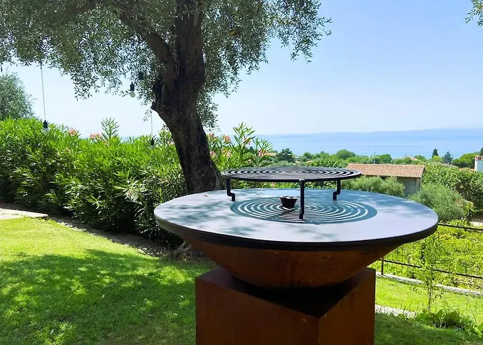 Вилла Settanta Garda Heated Pool *