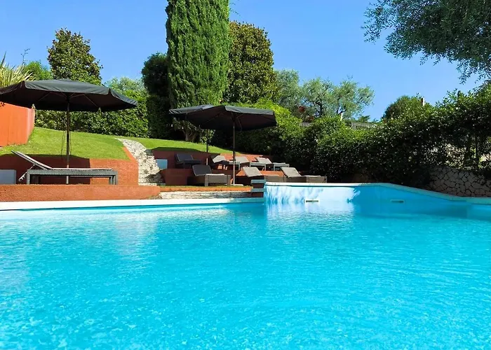 Settanta Garda Heated Pool Бардолино