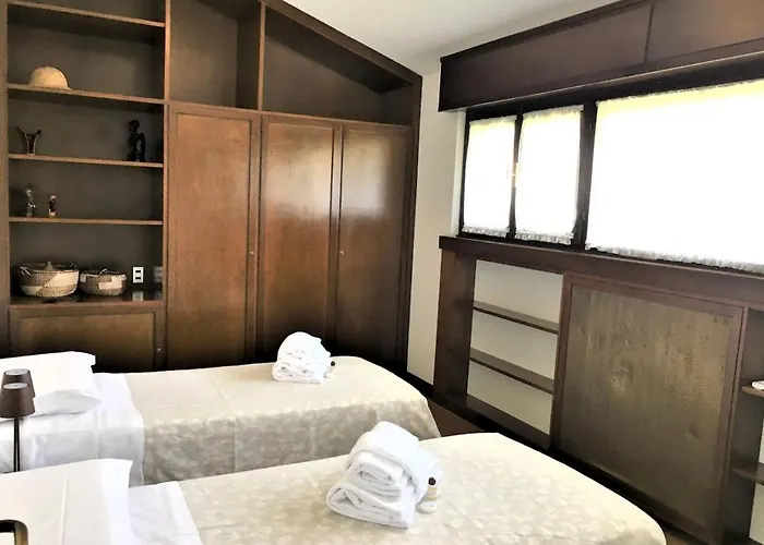 Settanta Garda Heated Pool Вилла *