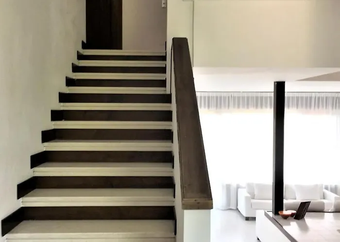 Settanta Garda Heated Pool Вилла